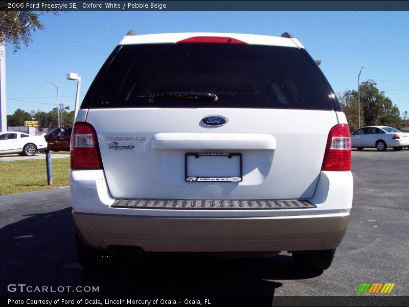 Oxford White / Pebble Beige 2006 Ford Freestyle SE