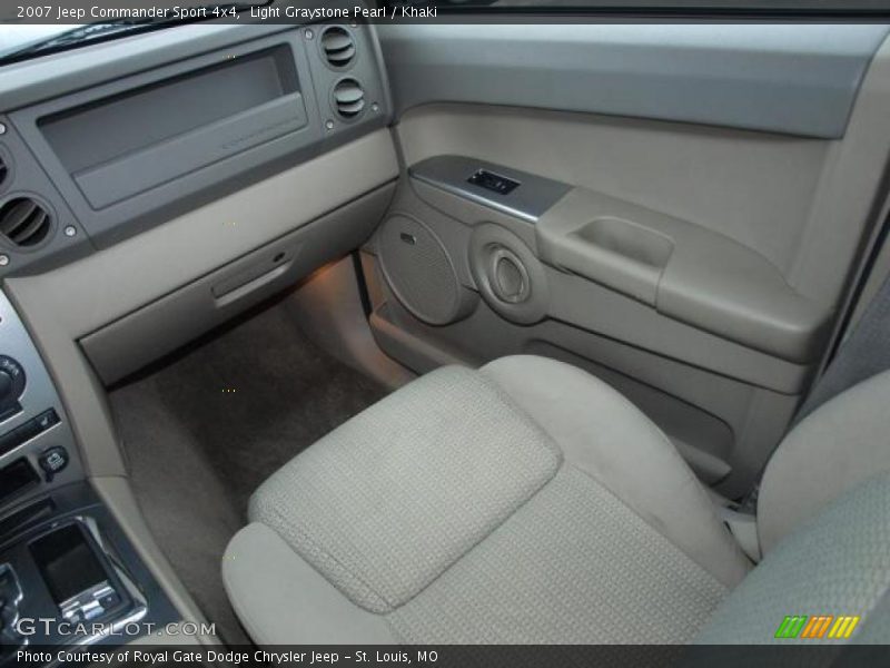 Light Graystone Pearl / Khaki 2007 Jeep Commander Sport 4x4