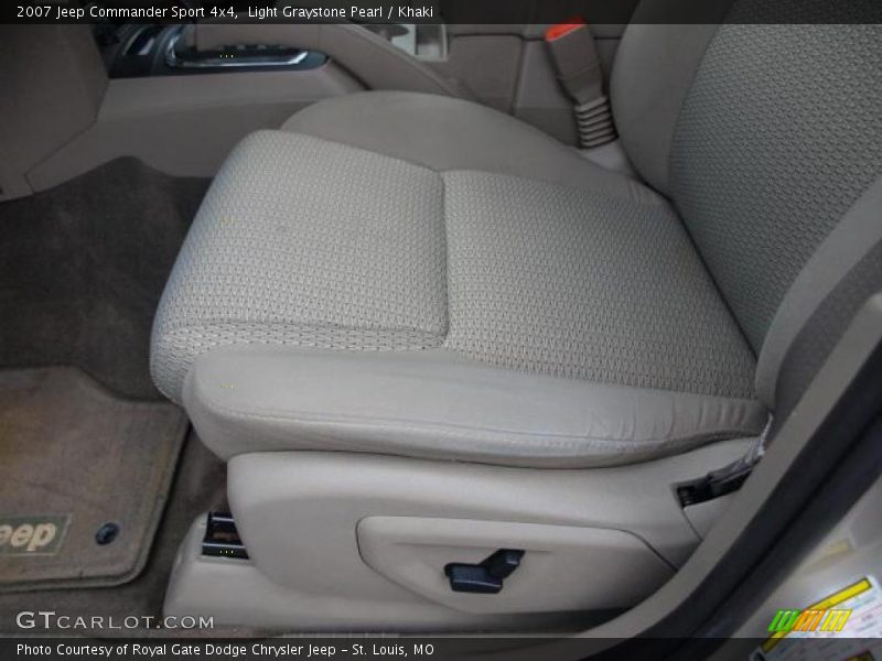 Light Graystone Pearl / Khaki 2007 Jeep Commander Sport 4x4