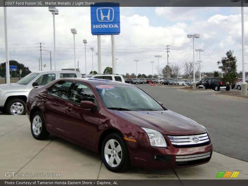 Merlot Metallic / Light Stone 2007 Ford Fusion SE