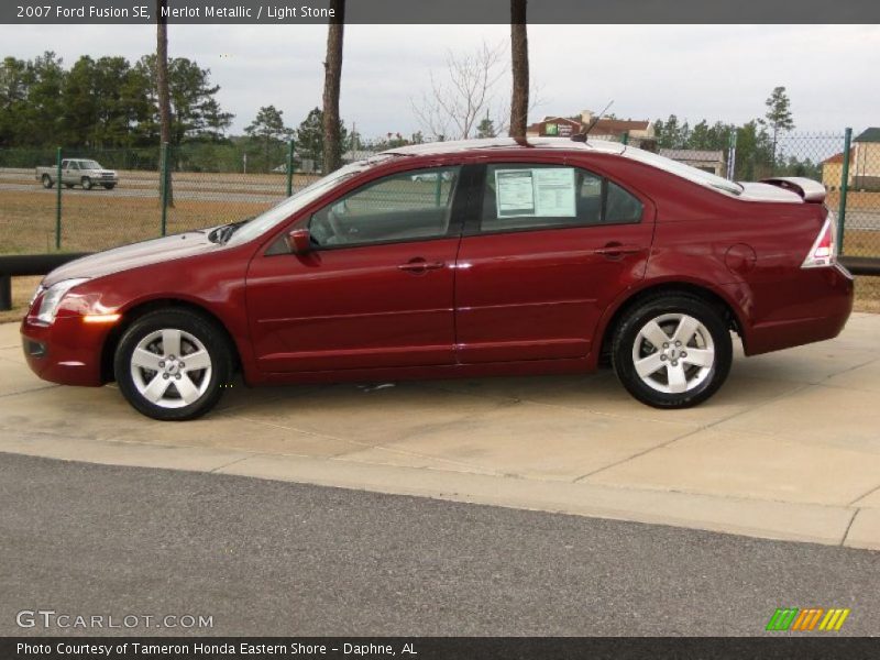 Merlot Metallic / Light Stone 2007 Ford Fusion SE