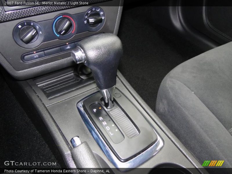 Merlot Metallic / Light Stone 2007 Ford Fusion SE