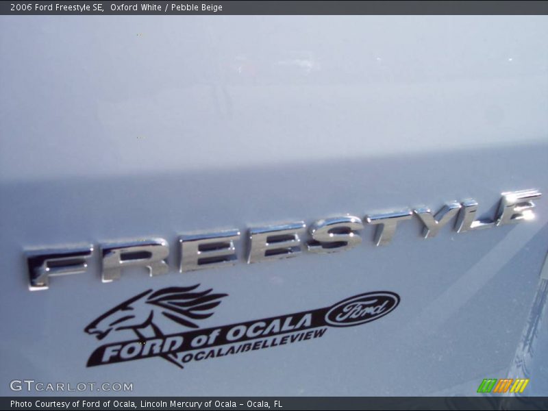 Oxford White / Pebble Beige 2006 Ford Freestyle SE