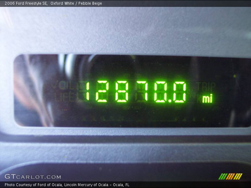 Oxford White / Pebble Beige 2006 Ford Freestyle SE