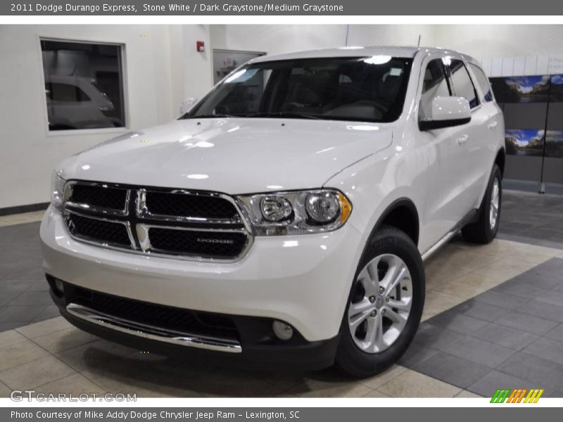 Front 3/4 View of 2011 Durango Express