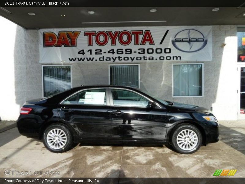 Black / Ash 2011 Toyota Camry LE