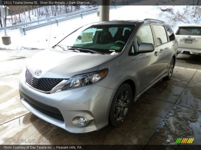 Silver Sky Metallic / Dark Charcoal 2011 Toyota Sienna SE