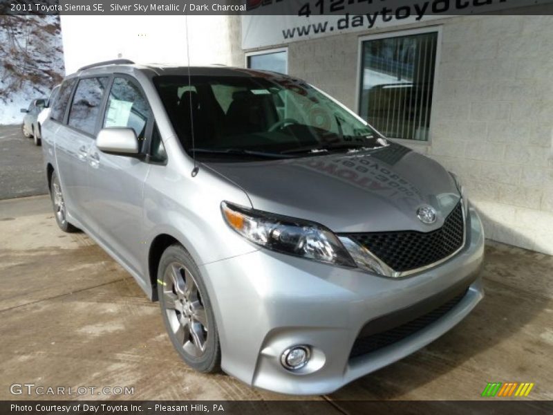 Silver Sky Metallic / Dark Charcoal 2011 Toyota Sienna SE