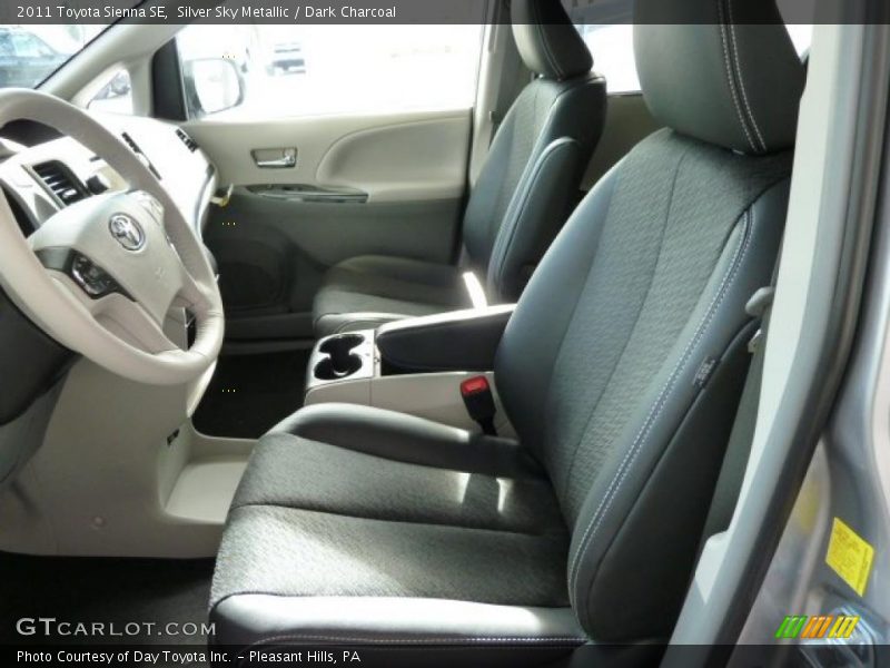  2011 Sienna SE Dark Charcoal Interior