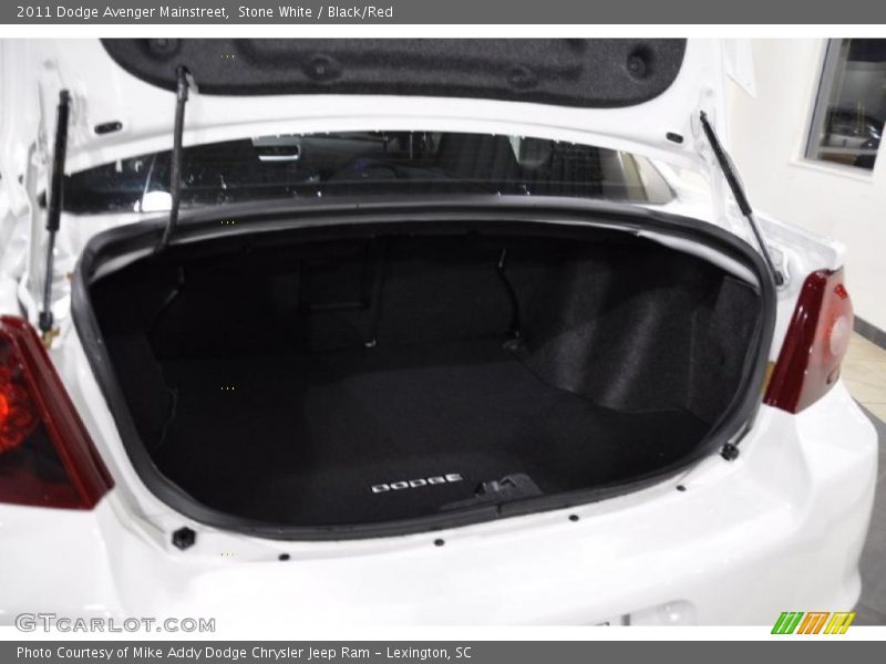 Stone White / Black/Red 2011 Dodge Avenger Mainstreet