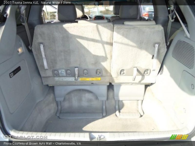 Natural White / Stone 2007 Toyota Sienna XLE