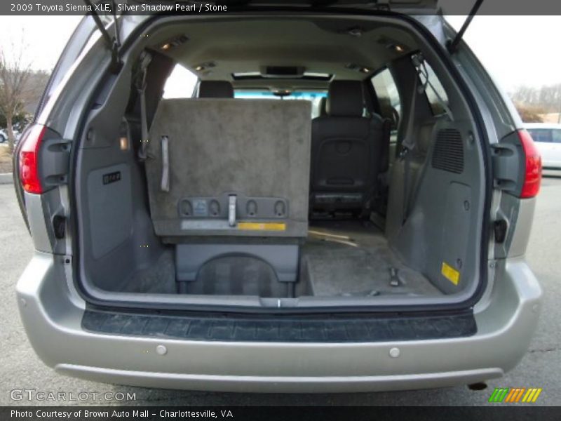 Silver Shadow Pearl / Stone 2009 Toyota Sienna XLE