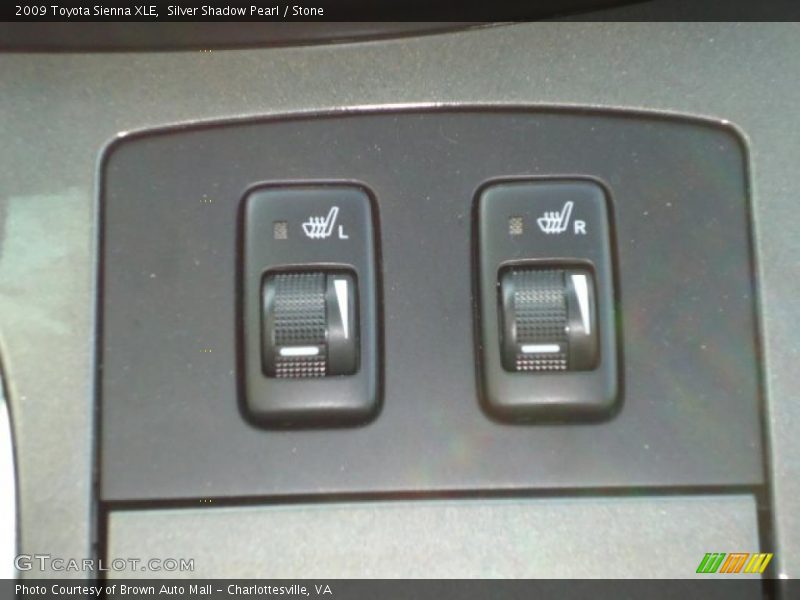 Silver Shadow Pearl / Stone 2009 Toyota Sienna XLE
