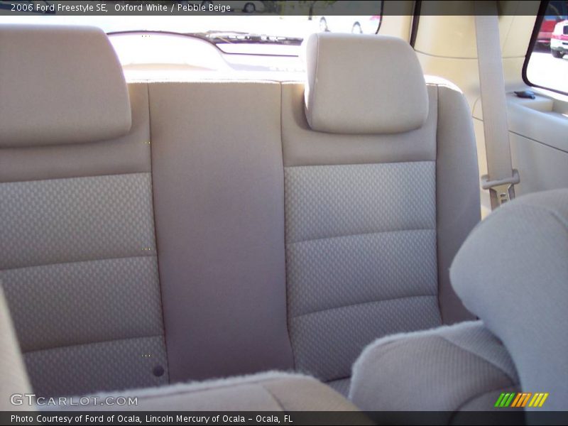 Oxford White / Pebble Beige 2006 Ford Freestyle SE