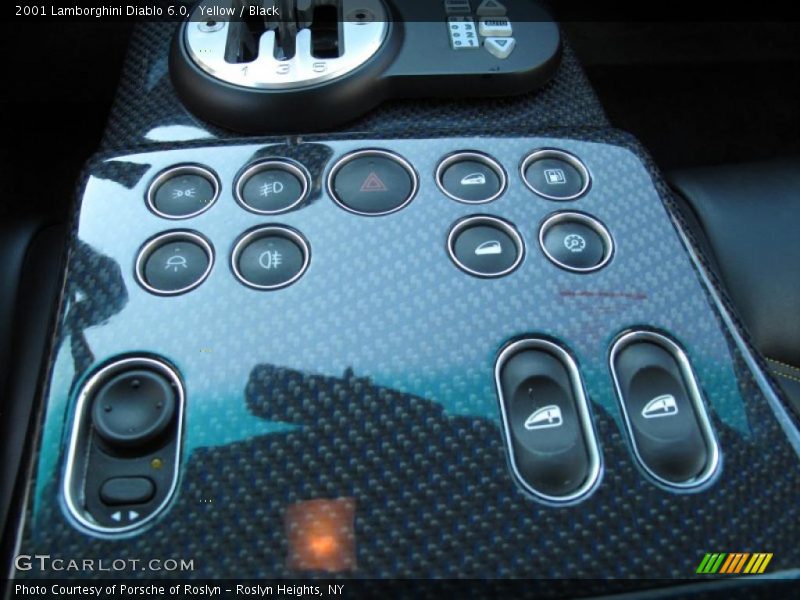Controls of 2001 Diablo 6.0