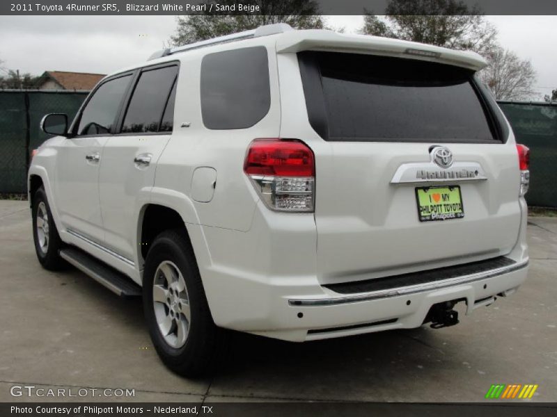Blizzard White Pearl / Sand Beige 2011 Toyota 4Runner SR5