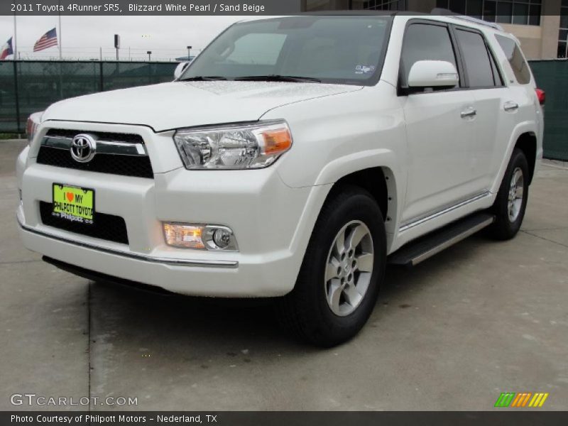 Blizzard White Pearl / Sand Beige 2011 Toyota 4Runner SR5