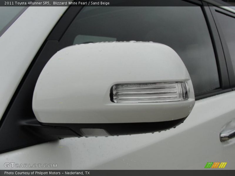 Blizzard White Pearl / Sand Beige 2011 Toyota 4Runner SR5