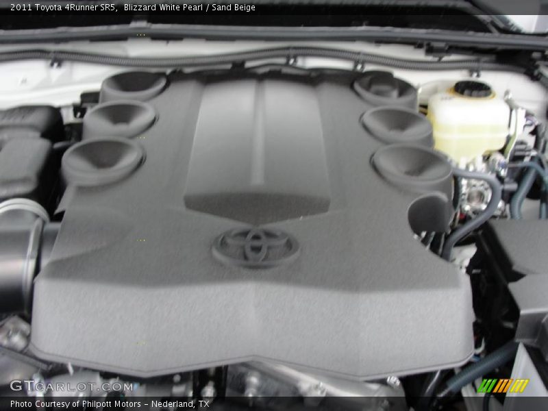 Blizzard White Pearl / Sand Beige 2011 Toyota 4Runner SR5
