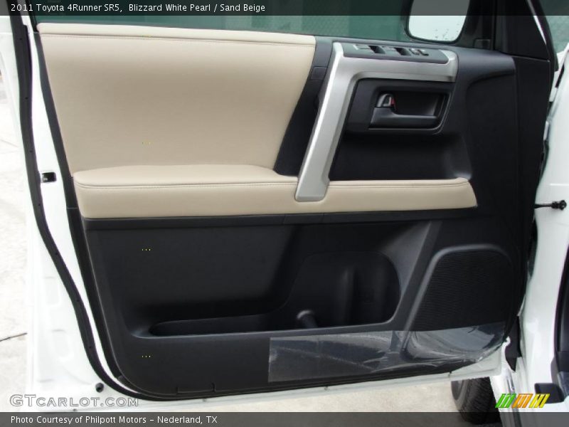 Blizzard White Pearl / Sand Beige 2011 Toyota 4Runner SR5