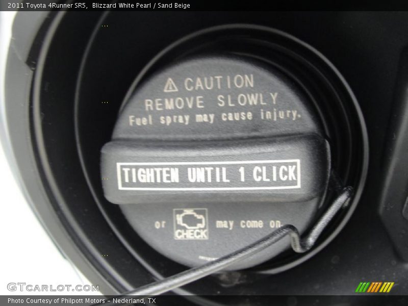 Blizzard White Pearl / Sand Beige 2011 Toyota 4Runner SR5