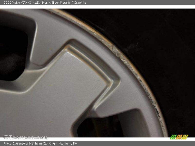 Mystic Silver Metallic / Graphite 2000 Volvo V70 XC AWD