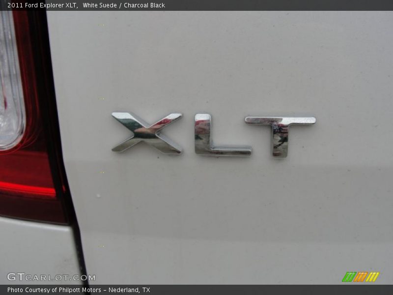  2011 Explorer XLT Logo