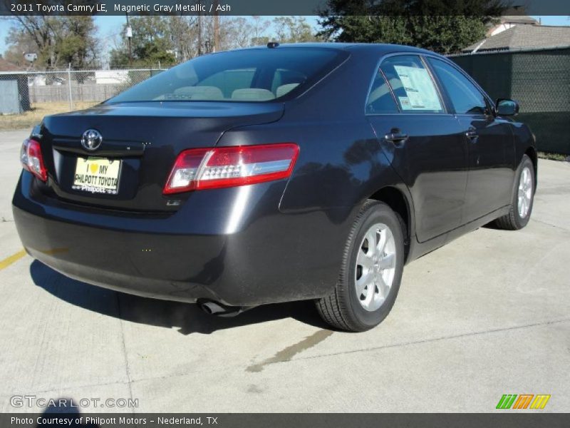 Magnetic Gray Metallic / Ash 2011 Toyota Camry LE