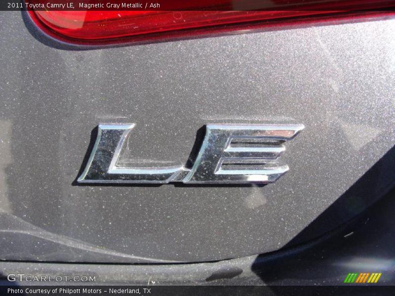 Magnetic Gray Metallic / Ash 2011 Toyota Camry LE