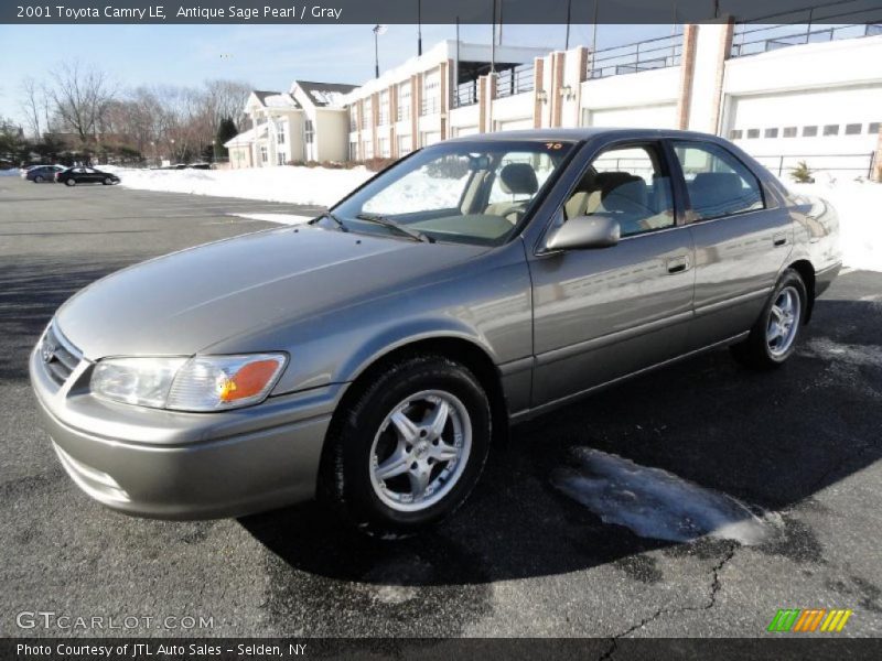 Antique Sage Pearl / Gray 2001 Toyota Camry LE