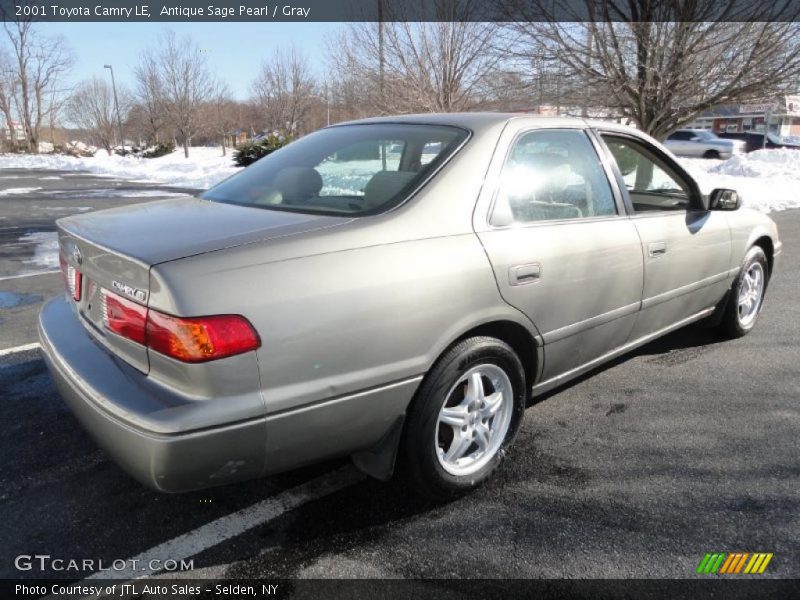 Antique Sage Pearl / Gray 2001 Toyota Camry LE