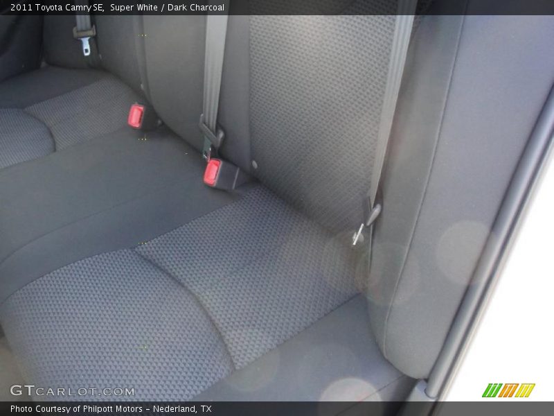 Super White / Dark Charcoal 2011 Toyota Camry SE