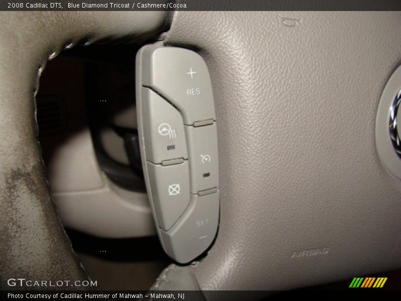 Blue Diamond Tricoat / Cashmere/Cocoa 2008 Cadillac DTS