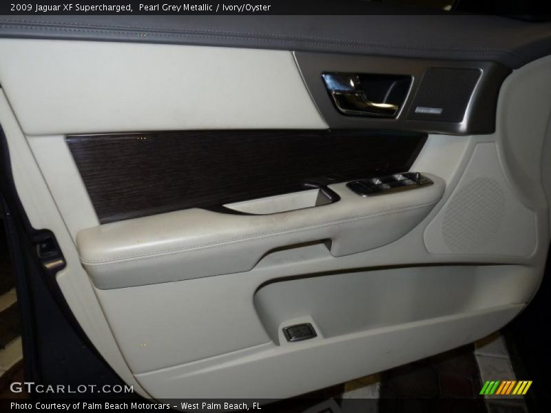 Pearl Grey Metallic / Ivory/Oyster 2009 Jaguar XF Supercharged