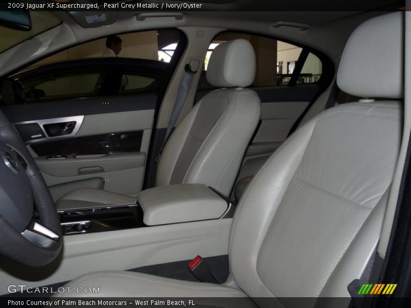 Pearl Grey Metallic / Ivory/Oyster 2009 Jaguar XF Supercharged