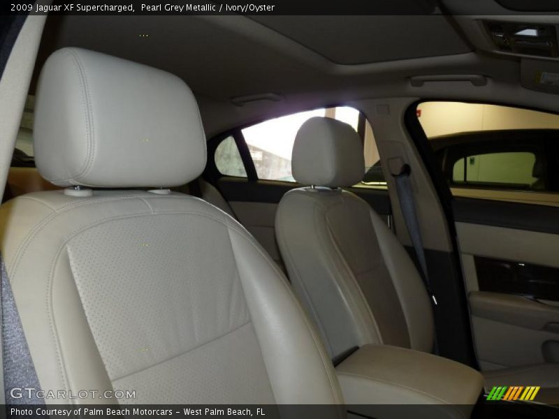 Pearl Grey Metallic / Ivory/Oyster 2009 Jaguar XF Supercharged
