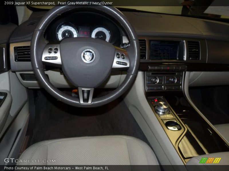 Pearl Grey Metallic / Ivory/Oyster 2009 Jaguar XF Supercharged
