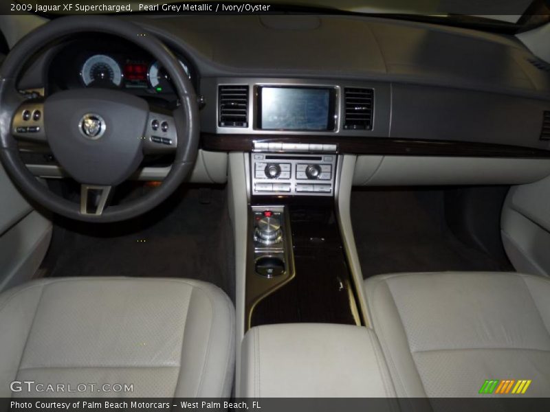 Pearl Grey Metallic / Ivory/Oyster 2009 Jaguar XF Supercharged