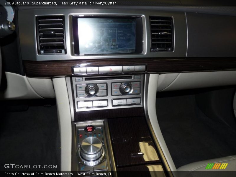 Pearl Grey Metallic / Ivory/Oyster 2009 Jaguar XF Supercharged