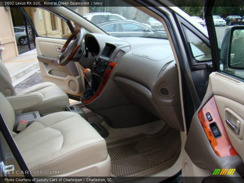  2002 RX 300 Ivory Interior