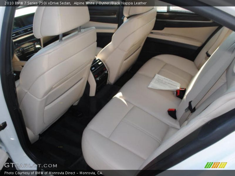  2010 7 Series 750i xDrive Sedan Oyster/Black Nappa Leather Interior