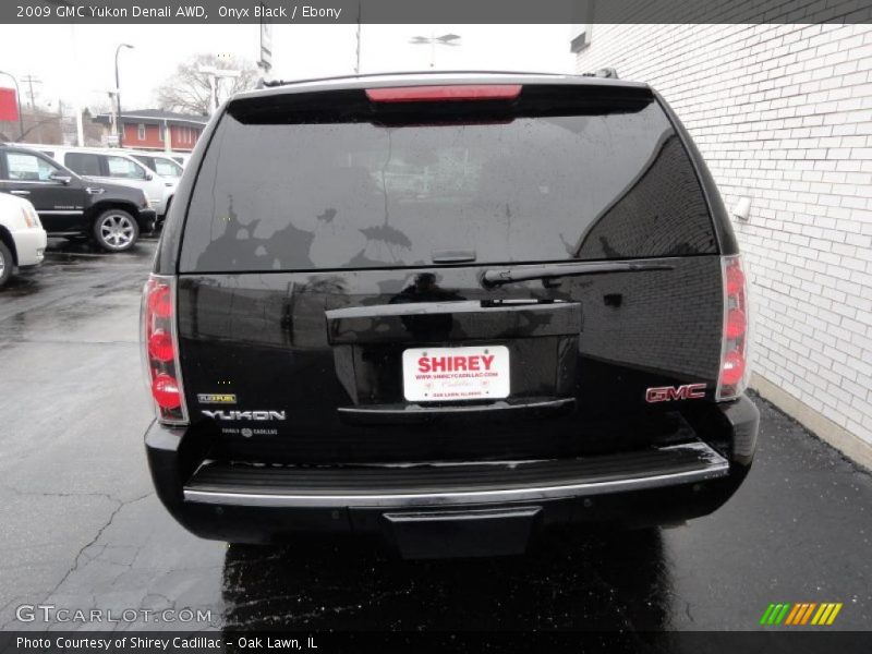 Onyx Black / Ebony 2009 GMC Yukon Denali AWD