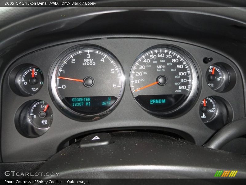 Onyx Black / Ebony 2009 GMC Yukon Denali AWD