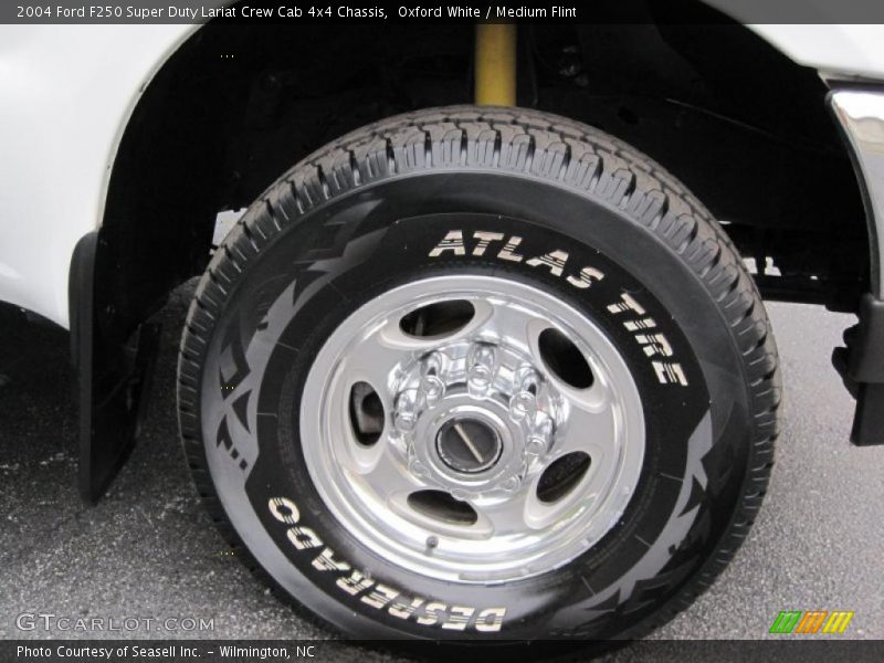 Oxford White / Medium Flint 2004 Ford F250 Super Duty Lariat Crew Cab 4x4 Chassis