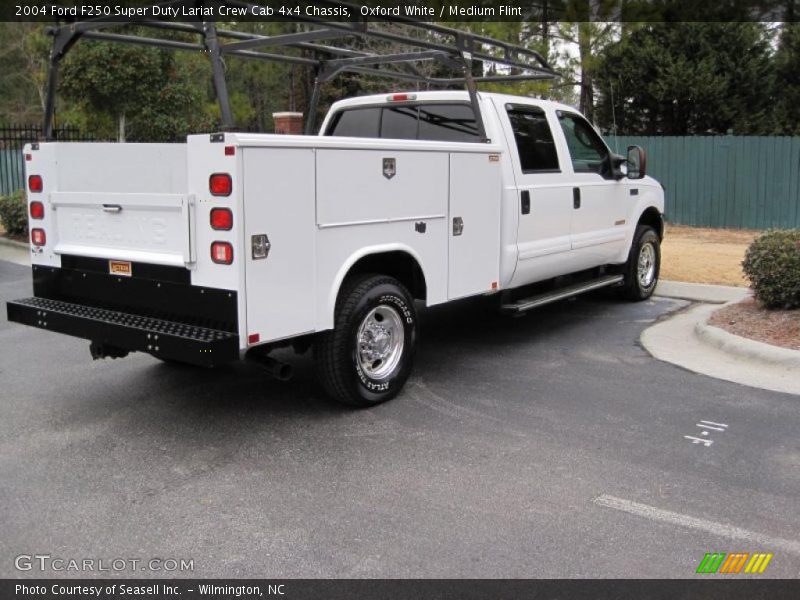 Oxford White / Medium Flint 2004 Ford F250 Super Duty Lariat Crew Cab 4x4 Chassis