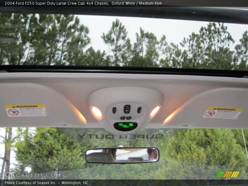 Oxford White / Medium Flint 2004 Ford F250 Super Duty Lariat Crew Cab 4x4 Chassis