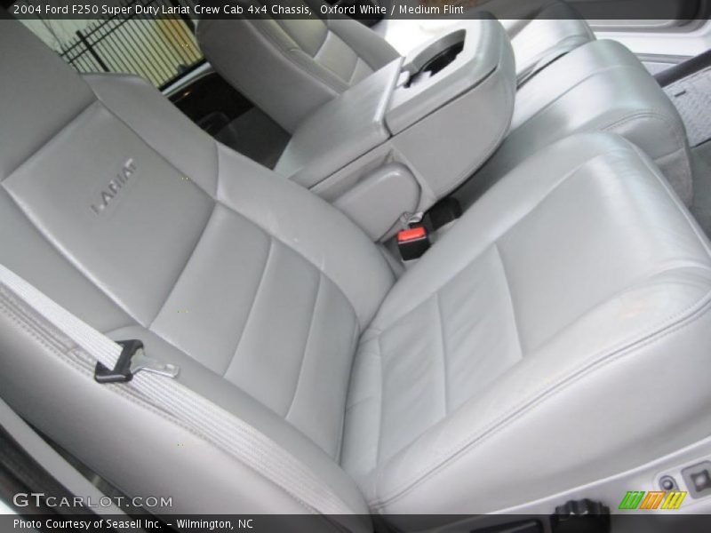 Oxford White / Medium Flint 2004 Ford F250 Super Duty Lariat Crew Cab 4x4 Chassis