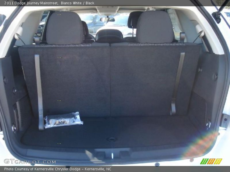 Bianco White / Black 2011 Dodge Journey Mainstreet