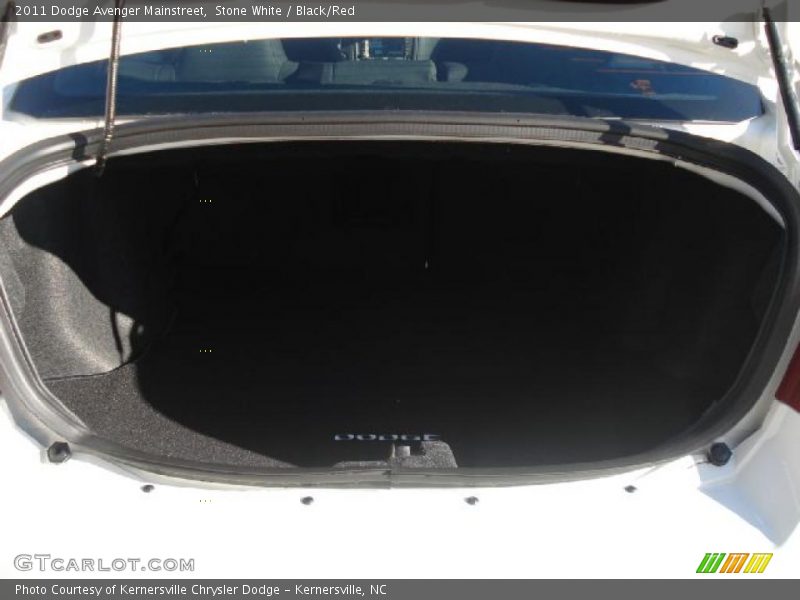 Stone White / Black/Red 2011 Dodge Avenger Mainstreet