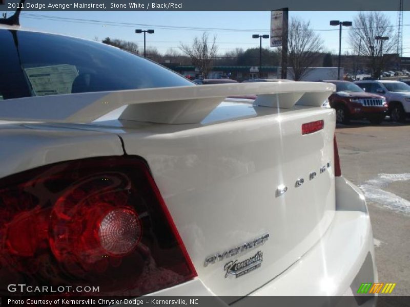 Stone White / Black/Red 2011 Dodge Avenger Mainstreet